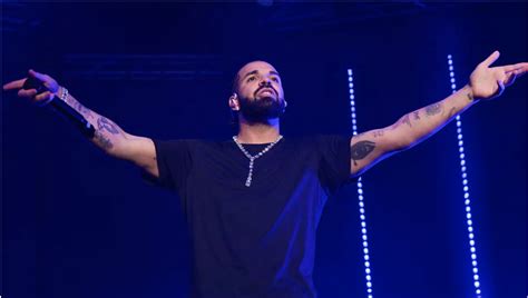 8 SECONDS VIDEO: Watch Full Rapper Drake Leaked Bedroom .